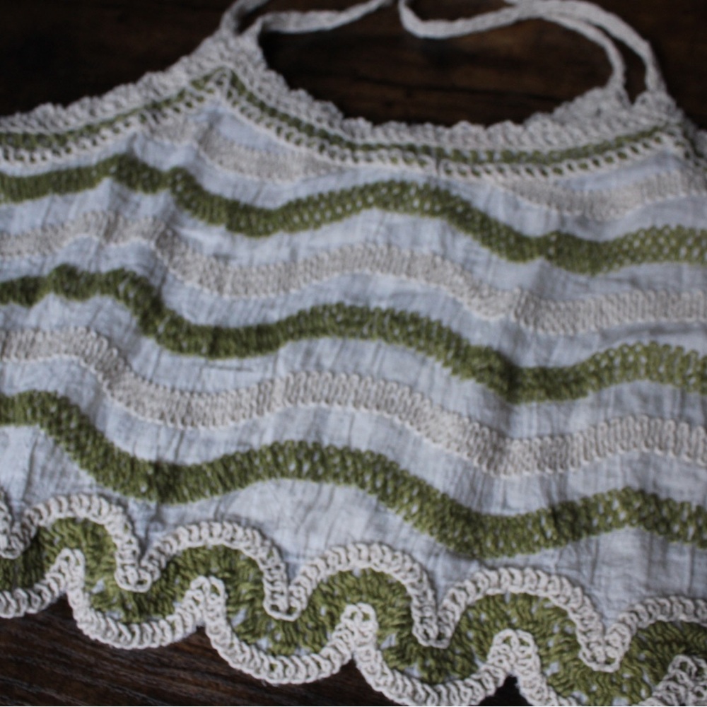 No Brand Boho Green and Cream Crochet Knit Tank Top Size S/M
